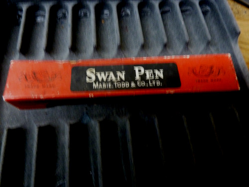 Vintage boxed swan self - vintage,